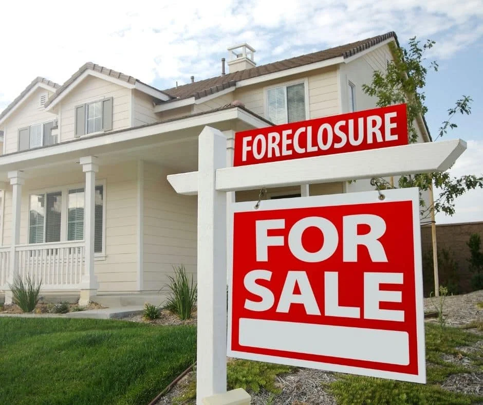 How Can Bankruptcy Stop Your Home Foreclosure